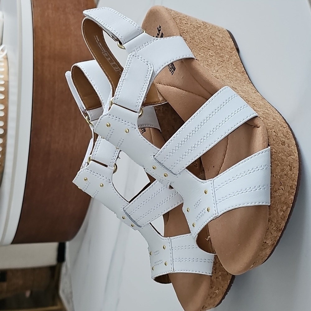 NEW Clarks White Leather Adjustable Strap Cork Wedge Sandals Size 9M - Picture 7 of 8